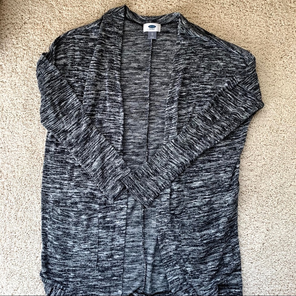 🛍Black and White Cardigan